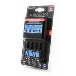 Hurtiglader Panasonic eneloop pro BQ-CC65 til 1-4 NiMH Batterier AAA/AA med LCD-Display | Batteri-Butik